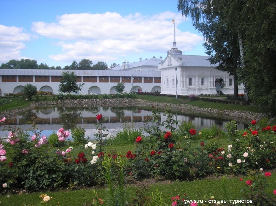 Территория Толгского монастыря в Ярославле