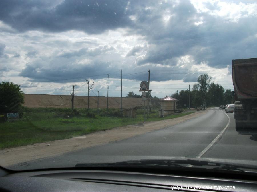 Ждать новую дорогу до Приозерска еще долго, объемы строительных работ просто огромные.